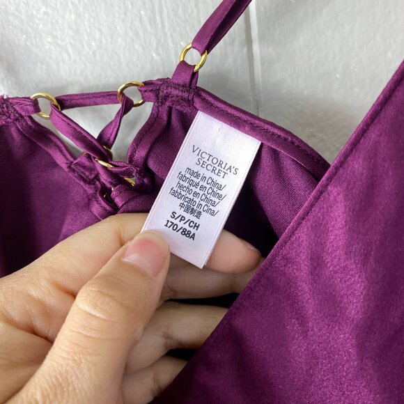 Victoria's Secret Burgundy Lace Tank Top Size Small - Picture 3 of 10